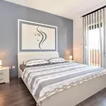 アパート Four-bedroom In *