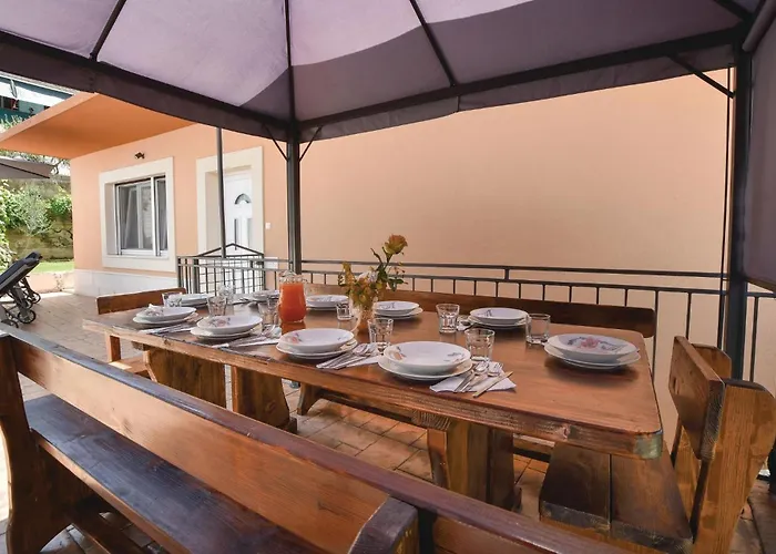 Four-bedroom In * Srinjine